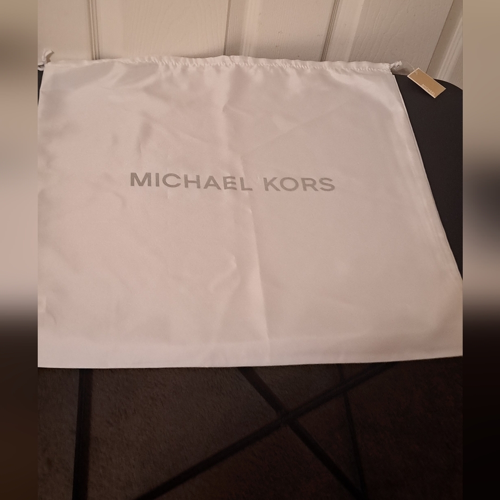Michael Kors White Lrg Dust Bag NWT
